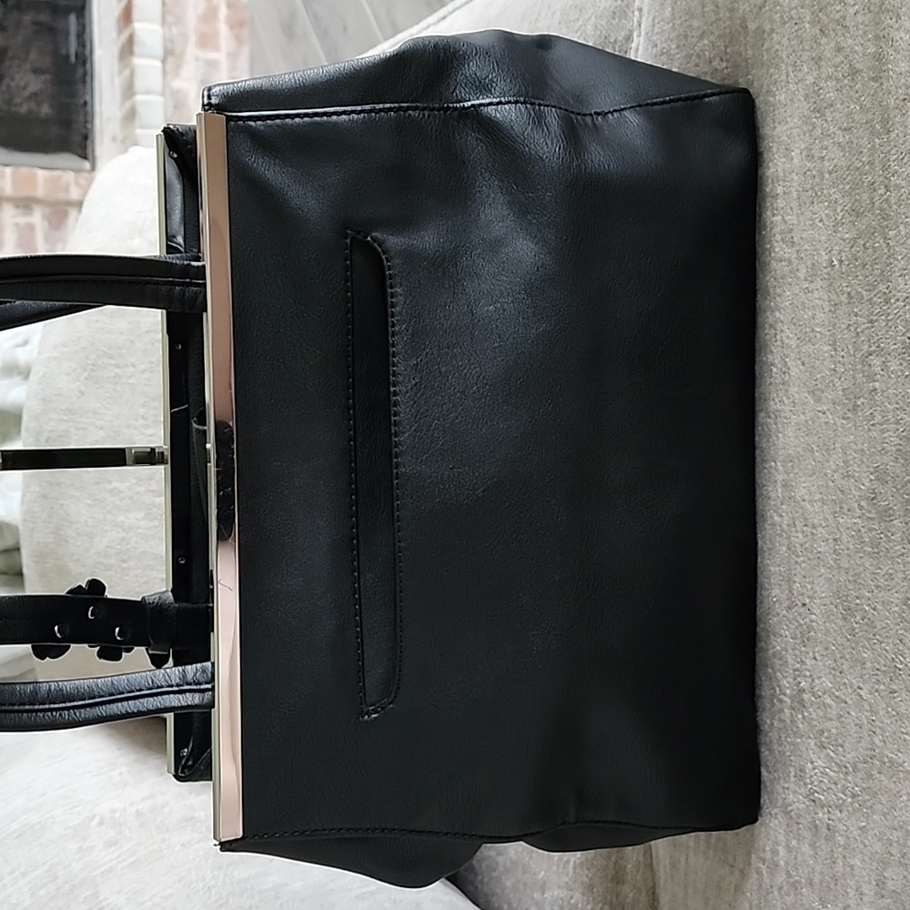 Simply Vera Vera Wang Black Floral Tote - Picture 6 of 10